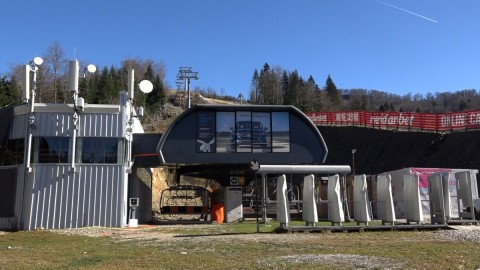 Radnici Ski centra Kolašin najavljuju blokade puta Berane-Kolašin sve dok država ne reaguje thumb2.jpg