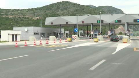 Auto-putem prošlo 2,49 miliona vozila thumb2.jpg