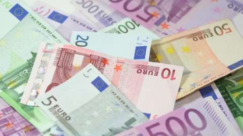 Prihodi od igara na sreću porasli 24 odsto, u avgustu rast od skoro 65 procenata thumb2.jpg
