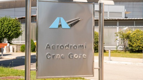 Sindikati Aerodroma: Vlada da podrži uspješno državno preduzeće, a ne da traži koncesionara thumb2.jpg