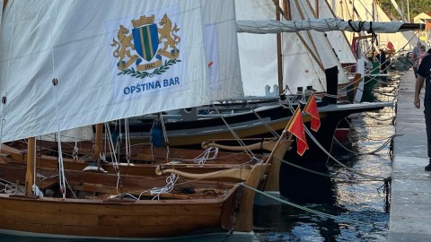Latinsko jedro iz Bara putuje na Murter – barke Lana i Jovan predstavljaju Crnu Goru thumb2.jpg