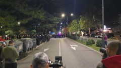 Protest ispred Vlade završen; Joksimović: Policija onemoćala, a država utihnula thumb1.jpg