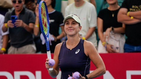 Benčič i Kalinskaja u četvrtfinalu turnira u Hong Kongu  thumb2.jpg