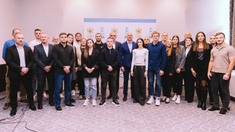 Potpisani ugovori o stipendiranju sportista za olimpijski ciklus Los Anđeles 2028 thumb2.jpg