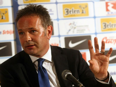Mihajlović: Meč sa Hrvatima fudbal, a ne rat Mihajlović: Meč sa Hrvatima fudbal, a ne rat