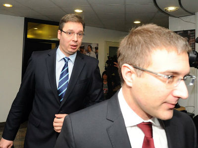 Naučnici glupi, Stefanović doktor Naučnici glupi, Stefanović doktor