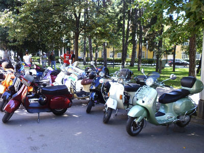 I Crnogorci na skupu "vespaša" I Crnogorci na skupu "vespaša"