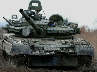 military-tanks-dirt-roads-mud-armored-vehicle-t72-t90-armour-russian-armywww.wallmay.net12.jpg