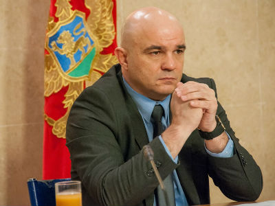 Radnici KAP-a ucijenjeni i zloupotrijebljeni Radnici KAP-a ucijenjeni i zloupotrijebljeni