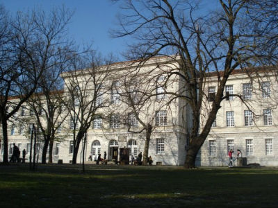 U utorak počinje školska godina U utorak počinje školska godina