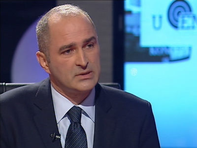 Vjerski poglavari ne smiju biti političari Vjerski poglavari ne smiju biti političari