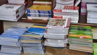 Udžbenici da budu besplatni kao pomoć Udžbenici da budu besplatni kao pomoć