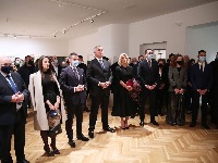 Đukanović na otvaranju izložbe posvećene Kani Radević