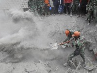 Broj stradalih od erupcije vulkana porastao na 39