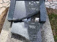 Spomenik Anđelije Malović oštećen prije dva mjeseca