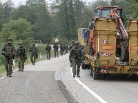 Specijalne jedinice napustile Jarinje i Brnjak, nema blokada