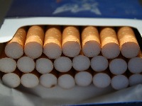 Pronađeno 250 šteka cigareta, uhapšen osumnjičeni