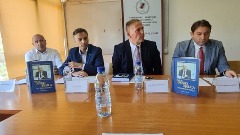 Promovisana knjiga Bio-bibliografija Duška Bjelice vbjeee.jpg