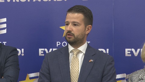 "Не консултујем се са онима који узурпирају изборну вољу грађана Подгорице"
