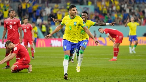 Каземиро осигурао Бразилу осмину финала, али и помогао Србији