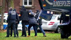 Руска амбасада негирала везе са екстремистичким групама 
