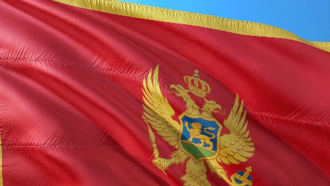 Камо даље рођаче - договор или пропаст Камо даље рођаче - договор или пропаст