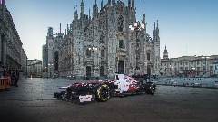 Botas provozao bolid Alfa Romea ulicama Milana