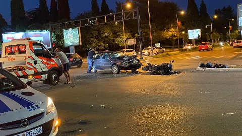 Sudar automobila i motocikla, četiri osobe povrijeđene Sudar automobila i motocikla, četiri osobe povrijeđene