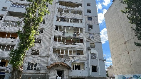 Pogođen tržni centar u Kremenčuku, poginule najmanje dvije osobe Pogođen tržni centar u Kremenčuku, poginule najmanje dvije osobe