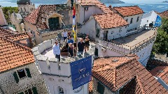 Zastava PVK Jadran podignuta na Toru