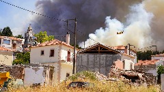 Zaustavljeno širenje požara na grčkom ostrvu Lezbos thumb1.jpg