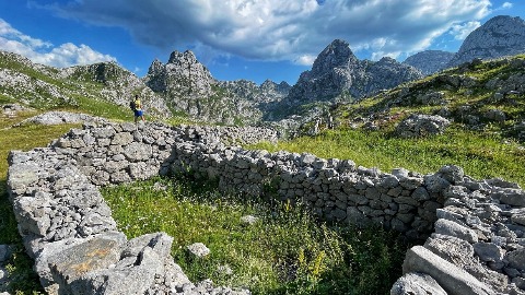 U Kučima se uvijek ima šta vidjeti i popeti U Kučima se uvijek ima šta vidjeti i popeti
