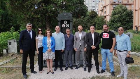 Obnovili spomenik serdaru Jolu Piletiću u Nišu Obnovili spomenik serdaru Jolu Piletiću u Nišu