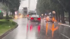 Обилне падавине и поплаве у више градова
