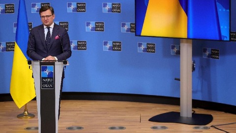 Кулеба позива нуклеарне силе да разговарају Кулеба позива нуклеарне силе да разговарају