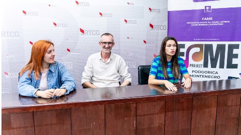 Бендови Цајтнот, ÇЕТА, Блистер и УМУ ИГWЕ наступају у Тирани Бендови Цајтнот, ÇЕТА, Блистер и УМУ ИГWЕ наступају у Тирани