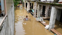 Пет спасилаца страдало у снажном тајфуну на Филипинима