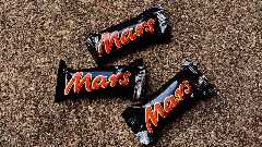 Марс обуставља испоруке чоколадица њемачким супермаркетима
