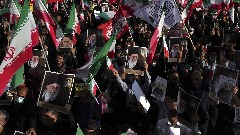 Хаменеи оптужио САД и Израел за изазивање протеста