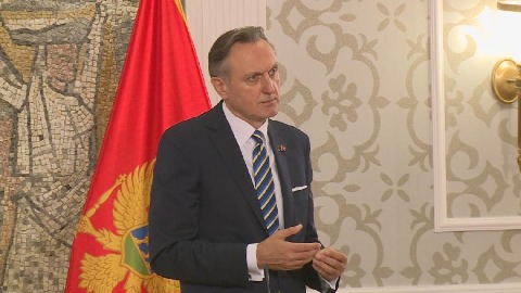Хвала што држите ЦГ у фокусу Хвала што држите ЦГ у фокусу