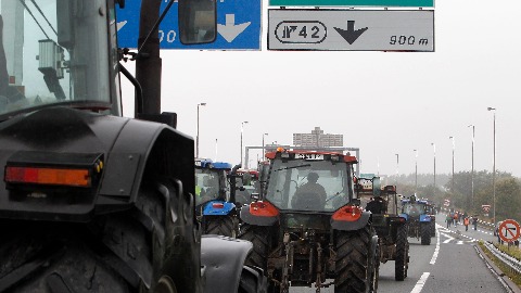 Фармери најавили долазак тракторима у Париз
