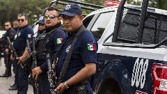 Мексико: Више од 340 миграната пронађено у приколици камиона