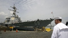 Амерички разарач у водама у Јужном кинеском мору на које права полаже Пекинг