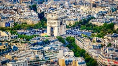 У Паризу забрањени скупови око Јелисејских поља