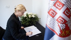 Đurović se upisala u knjigu žalosti thumb1.jpg