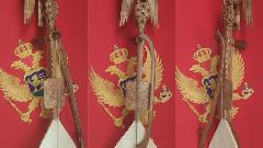 Turisti rado kupuju gusle i crnogorsku kapu kao suvenir thumb1.jpg