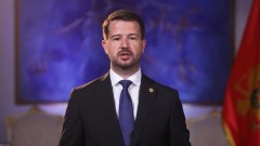 Milatović čestitao Dan opštine Petnjici i Plužinama thumb1.jpg