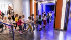 Vaspitna jedinica „Đina Vrbica“ organizovala posjetu bioskopu za 80 mališana thumb1.jpg