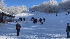 Na Vučju počela škola skijanja, za posjetioce i druge aktivnosti thumb1.jpg