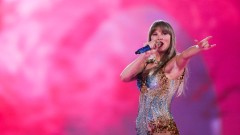 Taylor Swift najavila posebno izdanje novog albuma: "Dušo, ovo je showbiz" thumb1.jpg
